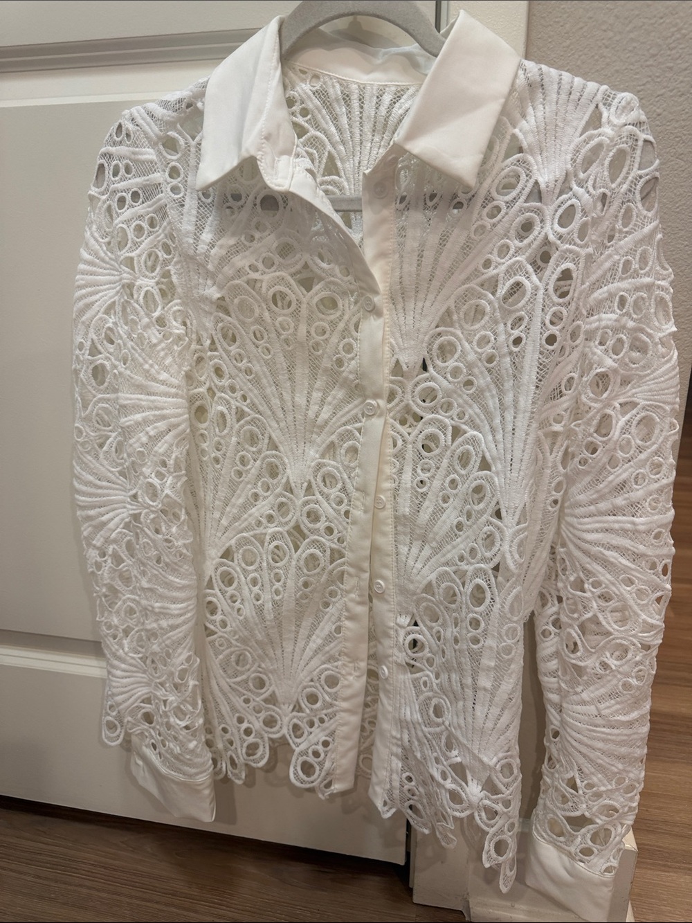SHEIN White Crochet Lace Button-Down Blouse